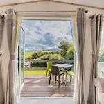 Platinum Caravan *